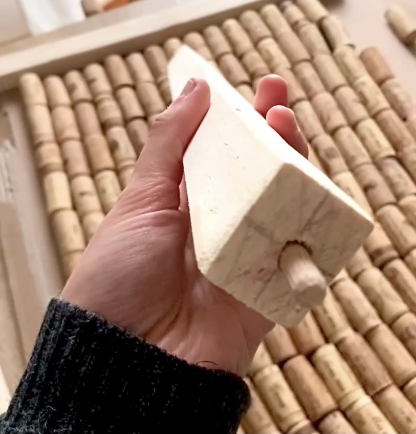 Etape 1 pour faire le cadre de son vision board. 